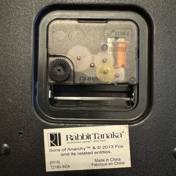 RARE SONS OF ANARCHY MOTORCYCLE CLUB WALL CLOCK, 12 INCH REDWOOD ORIGINAL TESTED - Picture 5 of 6